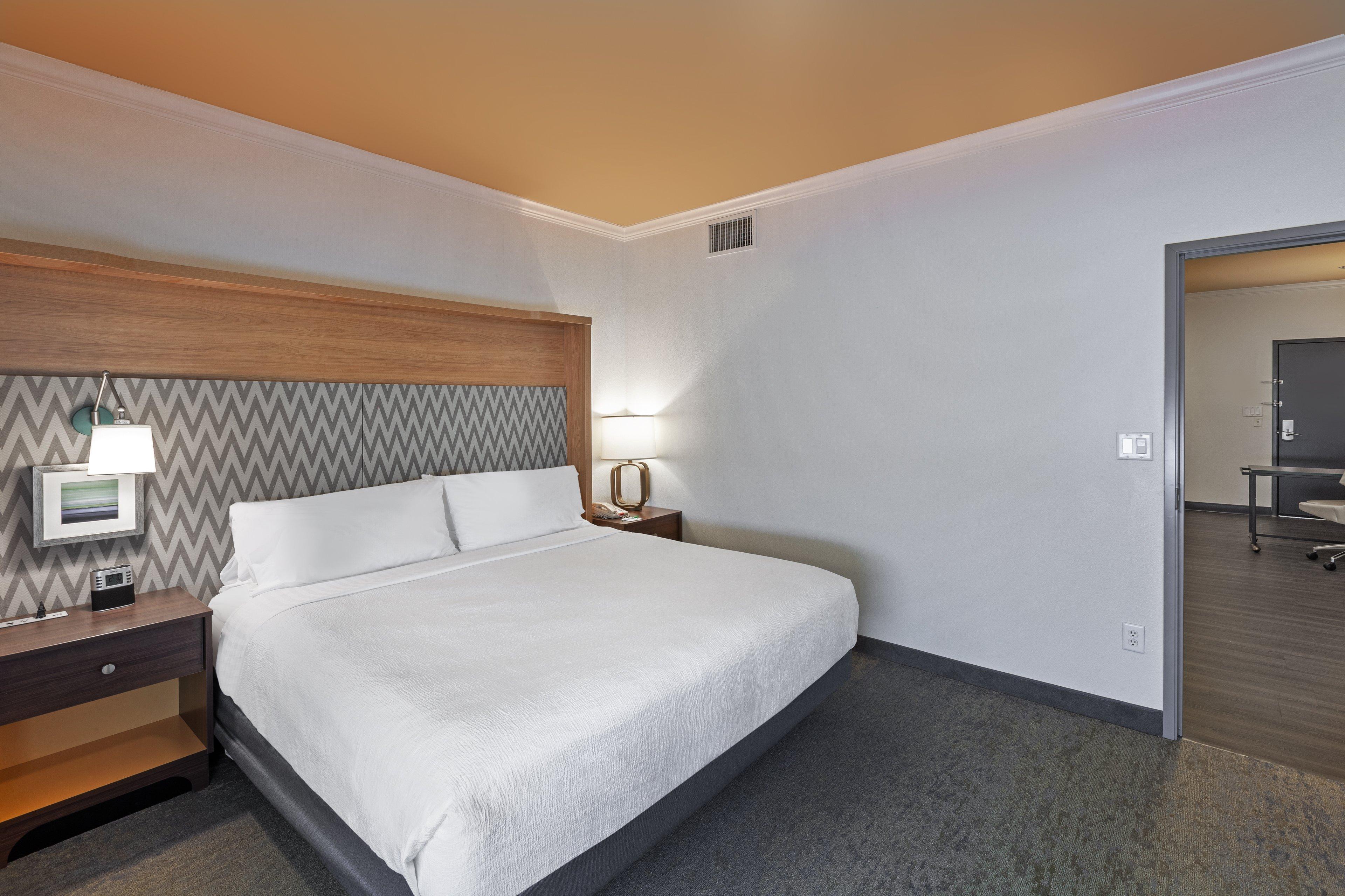 Holiday Inn & Suites Mckinney - N Allen By Ihg Exterior photo